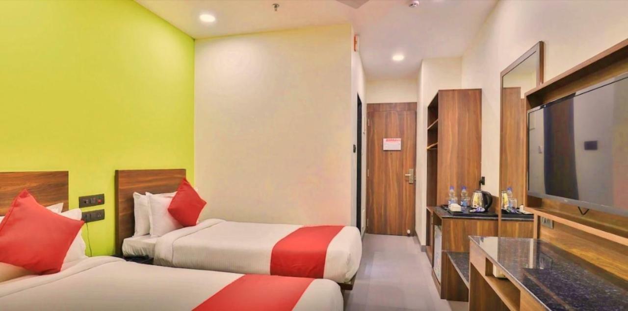 Genx Surat By 1589 Hotels Palsana  Esterno foto
