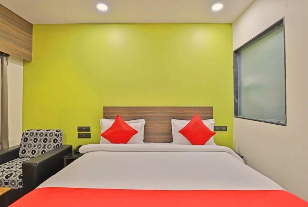 Genx Surat By 1589 Hotels Palsana  Esterno foto